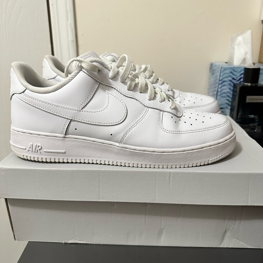 Air Force 1s 07 (Whites)